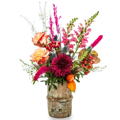 Automn floral arrangement in pink and burgundy colors