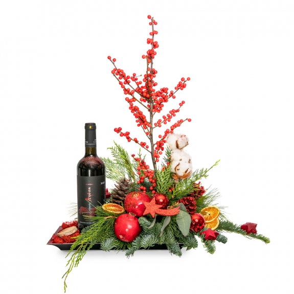 Christmas arrangement with wine