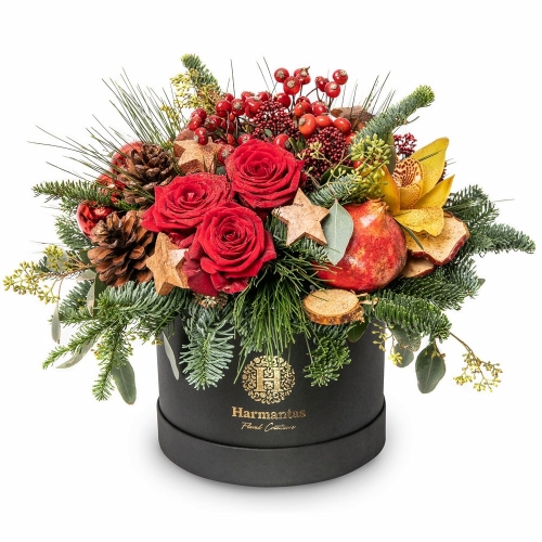 Christmas arrangement in a box with fir tree