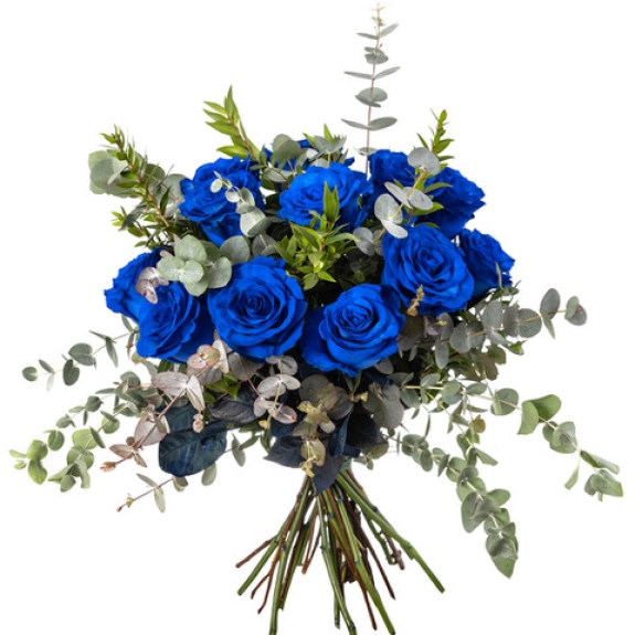 Bouquet with blue roses